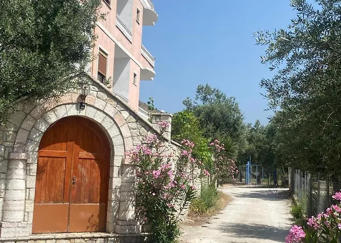 Irini's צ'פרו