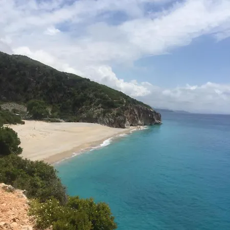 Irini's Apartment Qeparo